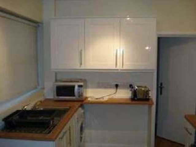  Image of 4 bedroom House Share to rent in Dunkirk Road Nottingham NG7 at Dunkirk Bristol Dunkirk, NG7 2LF