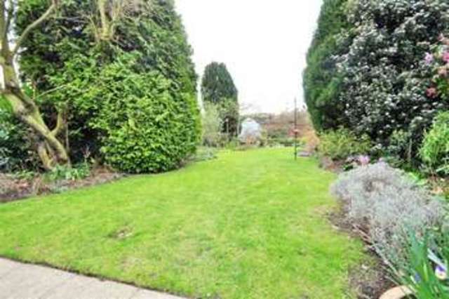  Image of 4 bedroom Semi-Detached house for sale in Dunwich Road Bexleyheath DA7 at Bexleyheath Kent Bexleyheath, DA7 5EN