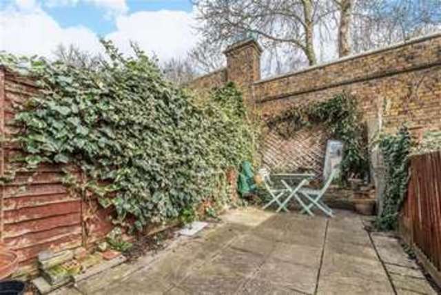  Image of 2 bedroom Maisonette for sale in Durban Road London SE27 at West Norwood, SE27 9RP