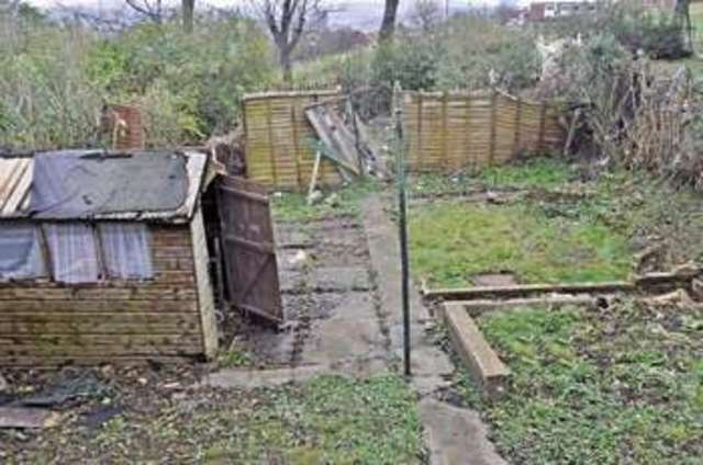  Image of 3 bedroom Semi-Detached house for sale in Eastern Crescent Sheffield S2 at Eastern Crescent  Sheffield, S2 2GF
