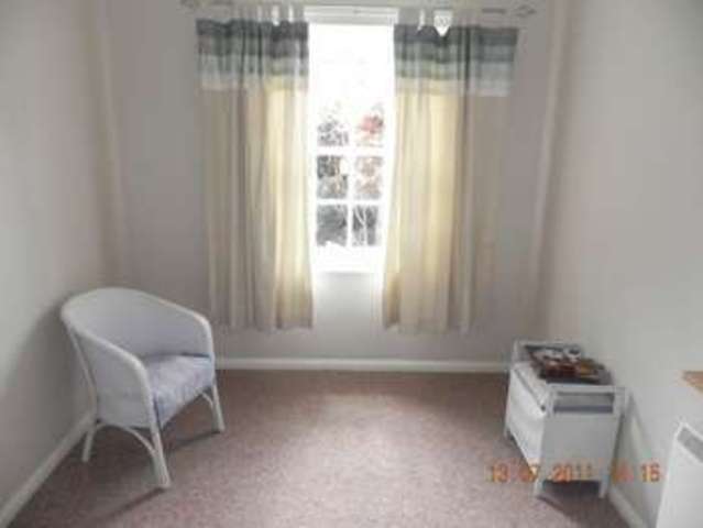  Image of 1 bedroom Flat to rent in Severn Side South Bewdley DY12 at Severn Side South  Bewdley, DY12 2DX
