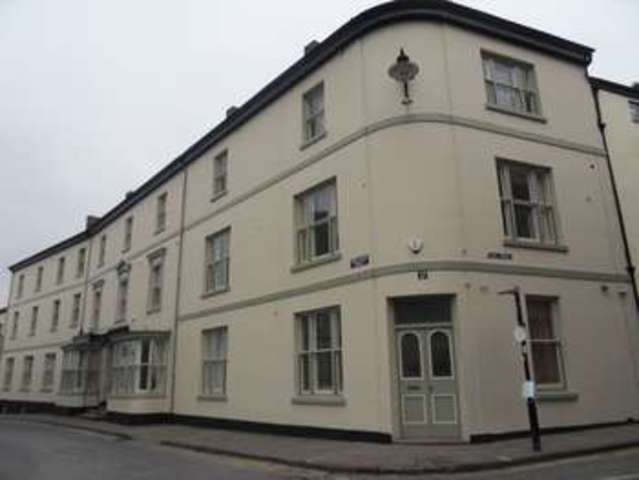  Image of 3 bedroom Flat to rent in Edde Cross Street Ross-on-Wye HR9 at Edde Cross Street  Ross-On-Wye, HR9 7FY
