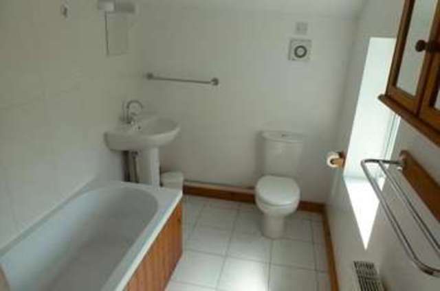  Image of 3 bedroom Detached house to rent in Edinburgh Road Norwich NR2 at Norwich, NR2 3RJ