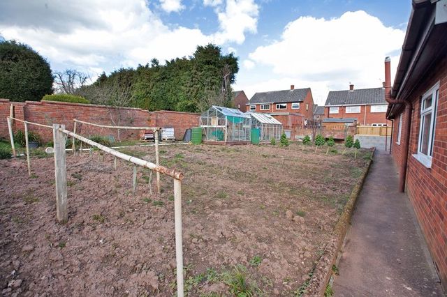  Image of 2 bedroom Detached house for sale in Elmore Way Tiverton EX16 at Elmore Way  Tiverton, EX16 6ED