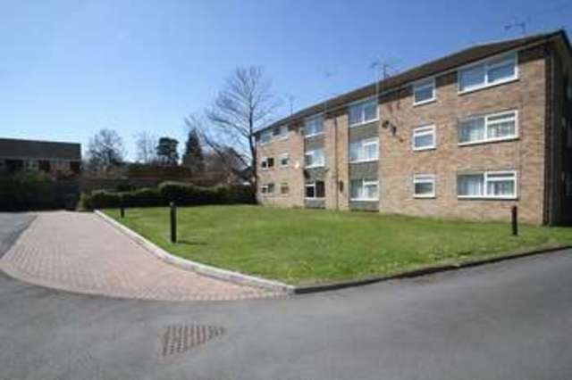  Image of 1 bedroom Flat to rent in Elvetham Road Fleet GU51 at Elvetham Road  Fleet, GU51 4QN