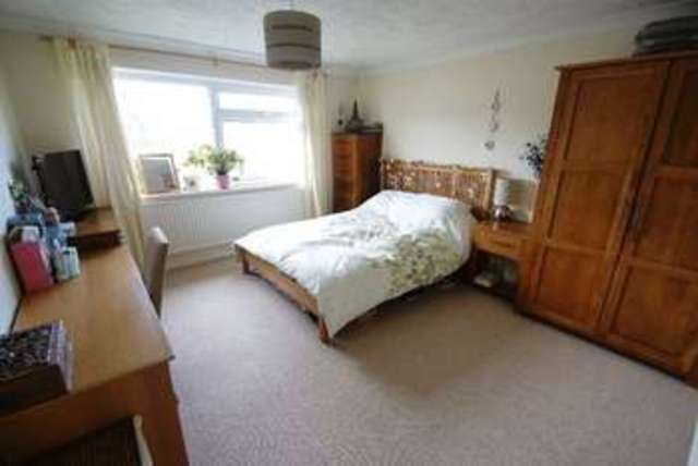  Image of 1 bedroom Flat to rent in Elvetham Road Fleet GU51 at Elvetham Road  Fleet, GU51 4QN