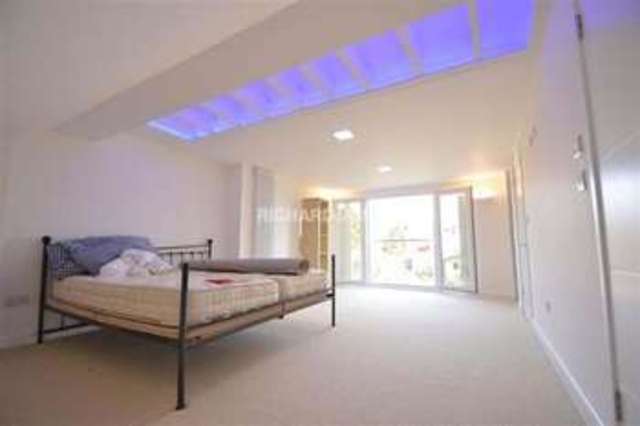  Image of 4 bedroom Semi-Detached house to rent in Engel Park London NW7 at Mill Hill East, NW7 2HE