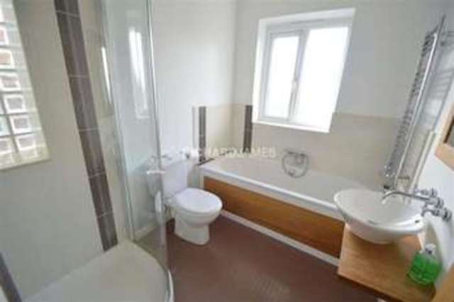  Image of 4 bedroom Semi-Detached house to rent in Engel Park London NW7 at Mill Hill East, NW7 2HE