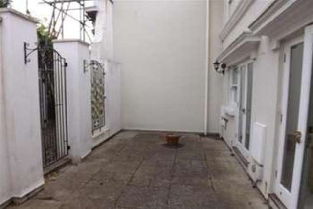  Image of 2 bedroom Detached house to rent in Chalk Lane Epsom KT18 at Epsom, KT18 7AN