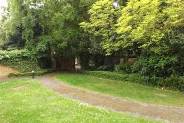  Image of 2 bedroom Detached house to rent in Chalk Lane Epsom KT18 at Epsom, KT18 7AN