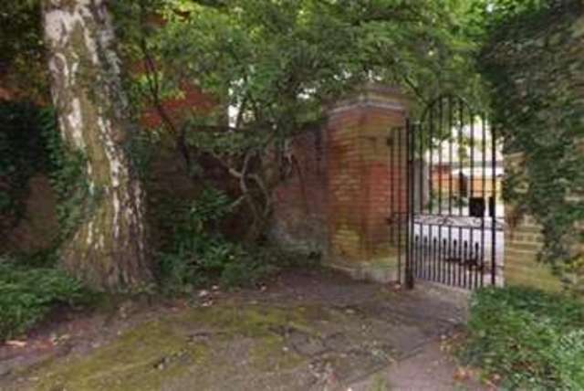  Image of 2 bedroom Detached house to rent in Chalk Lane Epsom KT18 at Epsom, KT18 7AN