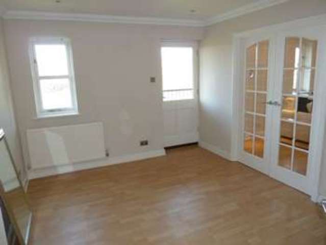  Image of 2 bedroom Maisonette to rent in Ancona Gardens Shenley Brook End Milton Keynes MK5 at Ancona Gardens Shenley Brook End Milton Keynes, MK5 7FN