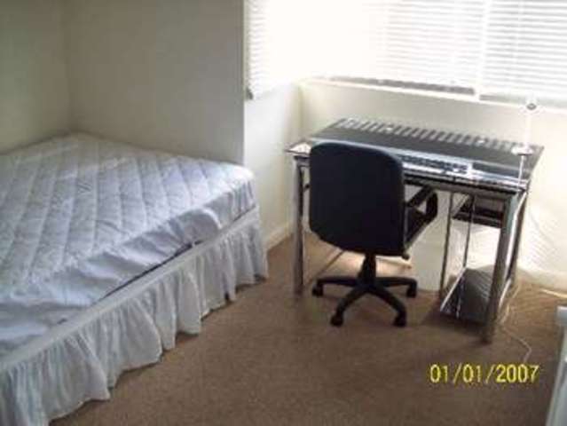  Image of 7 bedroom House Share to rent in Exeter Road Selly Oak Birmingham B29 at Selly Oak Bristol Selly Oak, B29 6EX