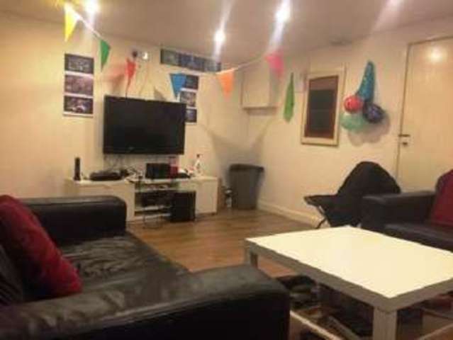  Image of 7 bedroom House Share to rent in Exeter Road Selly Oak Birmingham B29 at Selly Oak Bristol Selly Oak, B29 6EX