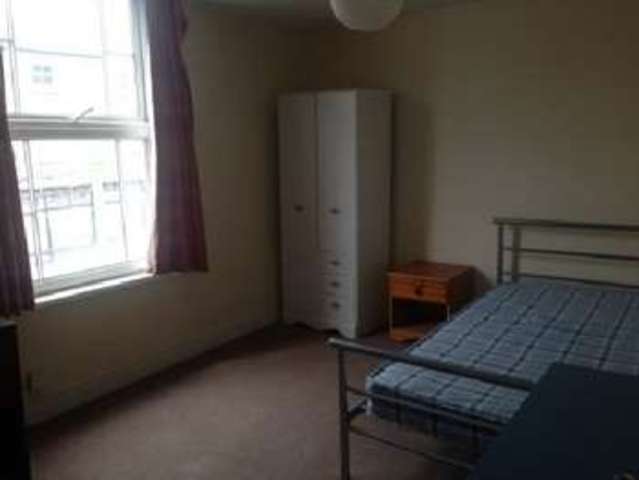  Image of 4 bedroom House Share to rent in Alfreton Road Nottingham NG7 at Arboretum Bristol Arboretum, NG7 3NG