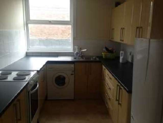  Image of 4 bedroom House Share to rent in Alfreton Road Nottingham NG7 at Arboretum Bristol Arboretum, NG7 3NG