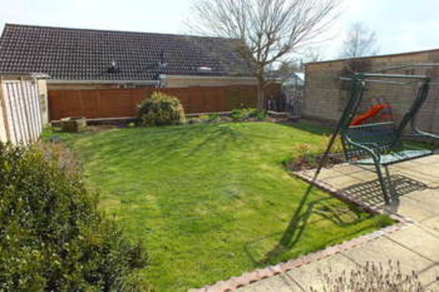  Image of 3 bedroom Detached house for sale in Hatherop Road Fairford GL7 at Fairford Gloucestershire, GL7 4LD