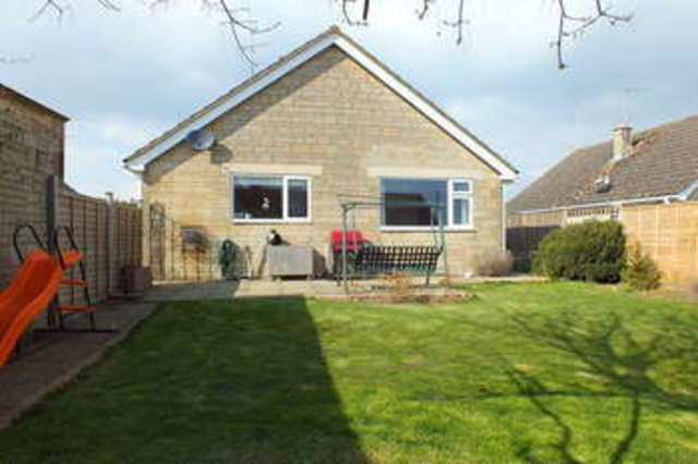  Image of 3 bedroom Detached house for sale in Hatherop Road Fairford GL7 at Fairford Gloucestershire, GL7 4LD