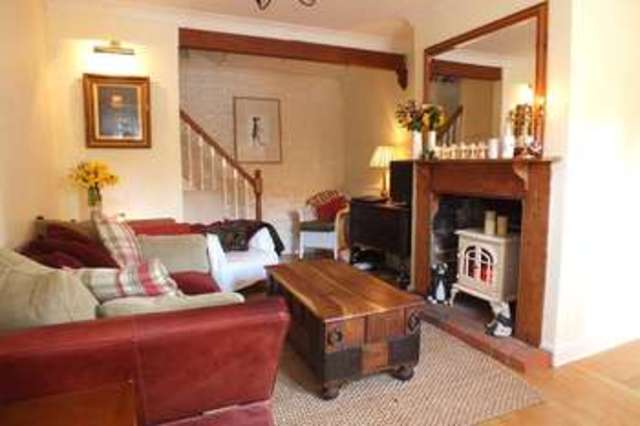  Image of 3 bedroom End of Terrace for sale in Market Place Faringdon SN7 at Faringdon Oxfordshire, SN7 7HU
