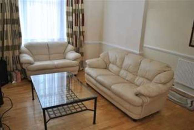  Image of 3 bedroom Terraced house to rent in Farmilo Road London E17 at Farmilo Road  London, E17 8JL