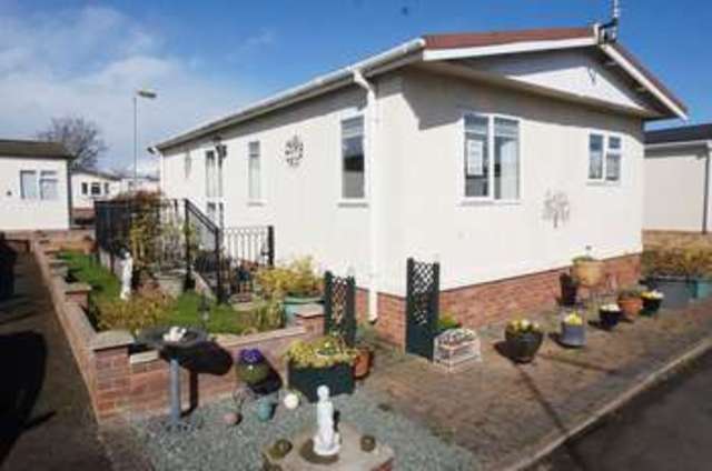  Image of 2 bedroom Property for sale in Fengate Mobile Home Park Fengate Peterborough PE1 at Fengate Park  Peterborough, PE1 5XD
