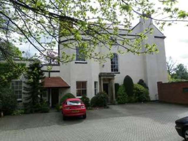  Image of 2 bedroom Flat for sale in Fieldgate Lane Kenilworth CV8 at Fieldgate House  Kenilworth, CV8 1BU