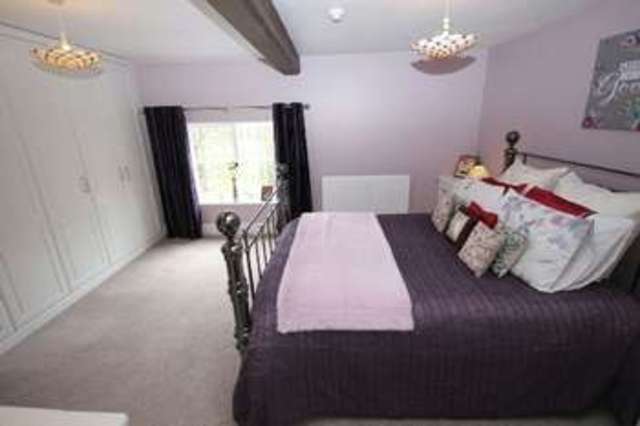  Image of 2 bedroom Flat for sale in Fieldgate Lane Kenilworth CV8 at Fieldgate House  Kenilworth, CV8 1BU
