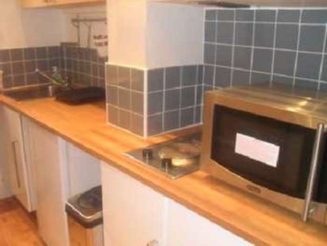  Image of 1 bedroom House Share to rent in Pershore Road Selly Park Birmingham B29 at Selly Park Bristol Selly Park, B29 7NX