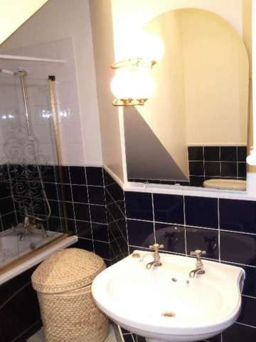  Image of 1 bedroom Flat to rent in Marine Gate Mansions Promenade Southport PR9 at Marine Gate Mansions The Promanade Southport, PR9 0EG