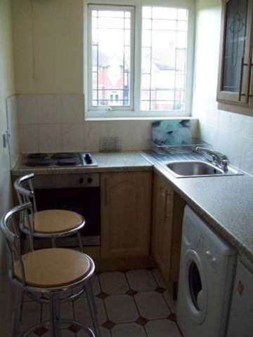  Image of 2 bedroom House Share to rent in Gibbins Road Selly Oak Birmingham B29 at 201 Gibbins Rd Bristol 201 Gibbins Rd, B29 6NH