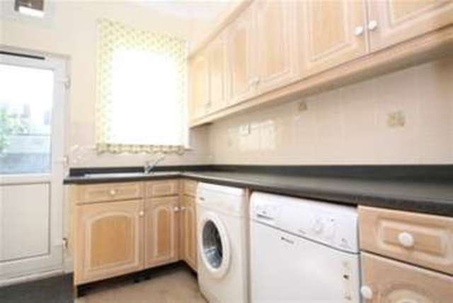  Image of 5 bedroom Semi-Detached house to rent in Fordel Road London SE6 at London, SE6 1XP
