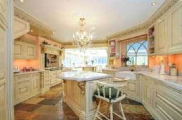  Image of 4 bedroom Detached house for sale in Forest Drive Keston BR2 at Keston Park  Keston, BR2 6EE