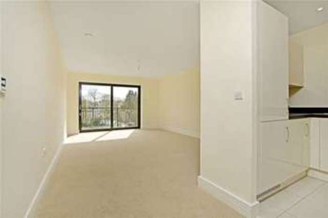  Image of 2 bedroom Apartment to rent in Forty Avenue Wembley HA9 at Forty Avenue  Brent, HA9 8RS