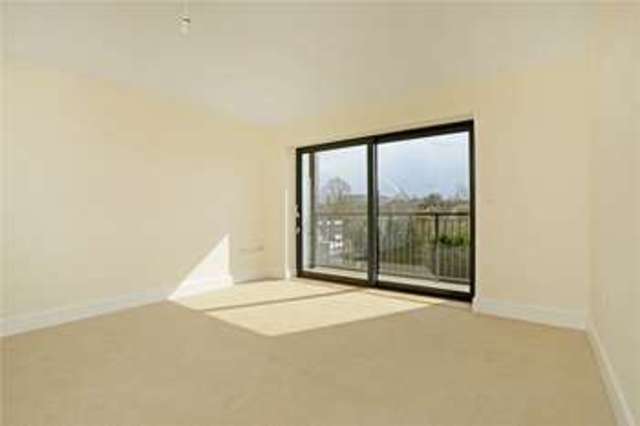  Image of 2 bedroom Apartment to rent in Forty Avenue Wembley HA9 at Forty Avenue  Brent, HA9 8RS