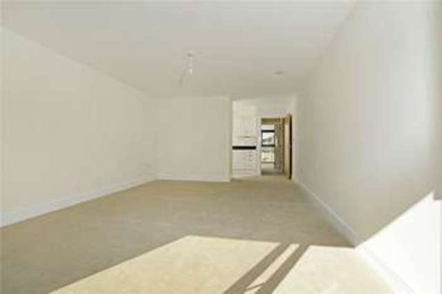  Image of 2 bedroom Apartment to rent in Forty Avenue Wembley HA9 at Forty Avenue  Brent, HA9 8RS
