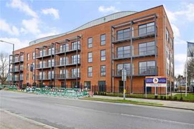  Image of 2 bedroom Apartment to rent in Forty Avenue Wembley HA9 at Forty Avenue  Brent, HA9 8RS