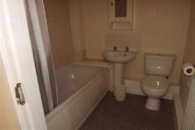  Image of 2 bedroom Flat to rent in Frost Mews South Shields NE33 at South Shields, NE33 4AL