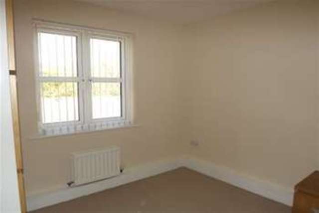  Image of 2 bedroom Flat to rent in Frost Mews South Shields NE33 at South Shields, NE33 4AL