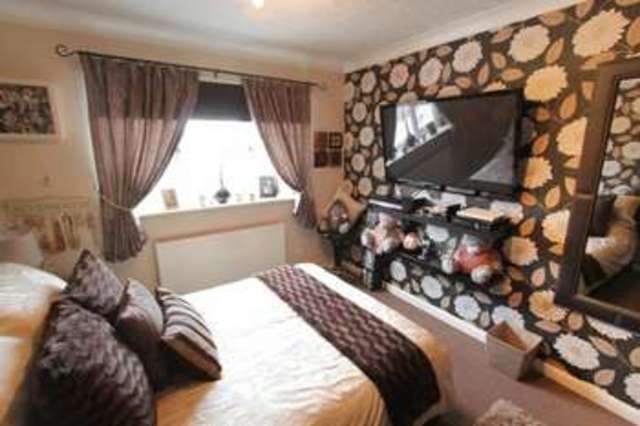  Image of 3 bedroom Semi-Detached house for sale in Fulford Crescent New Holland Barrow-upon-Humber DN19 at Fulford Crescent New Holland Barrow-Upon-Humber, DN19 7BH