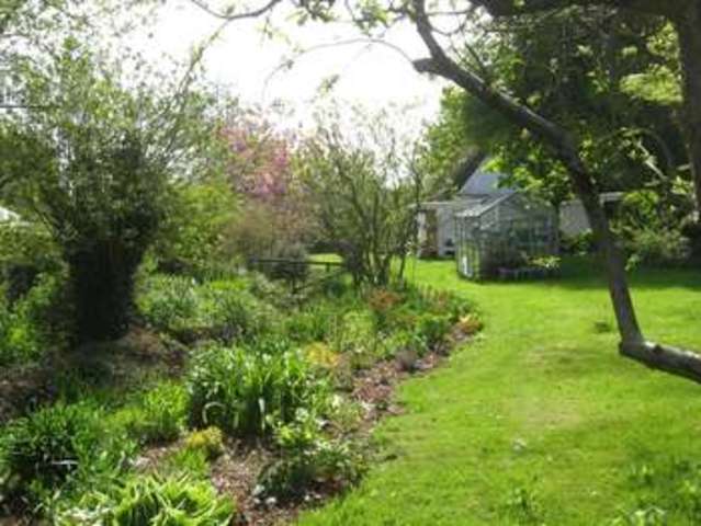  Image of 3 bedroom Cottage for sale in Gatcombe Newport PO30 at Gatcombe Newport Isle Of Wight, PO30 3EG