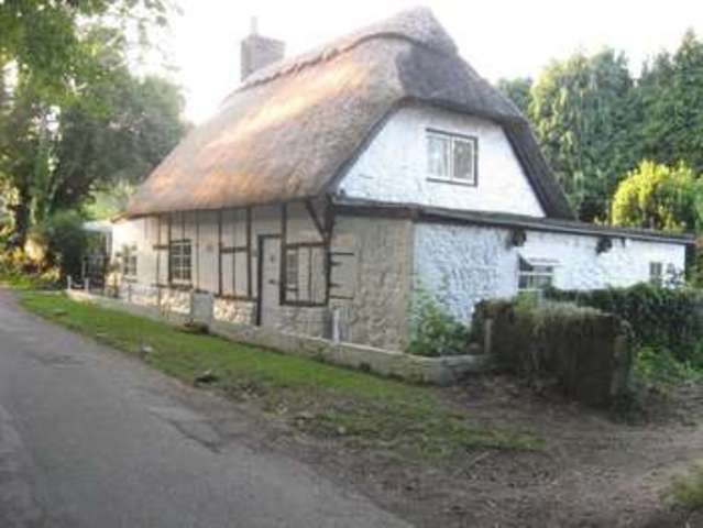  Image of 3 bedroom Cottage for sale in Gatcombe Newport PO30 at Gatcombe Newport Isle Of Wight, PO30 3EG
