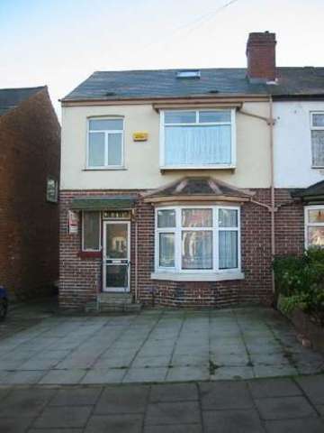  Image of 4 bedroom House Share to rent in Gibbins Road Selly Oak Birmingham B29 at Selly Oak Bristol Selly Oak, B29 6NH
