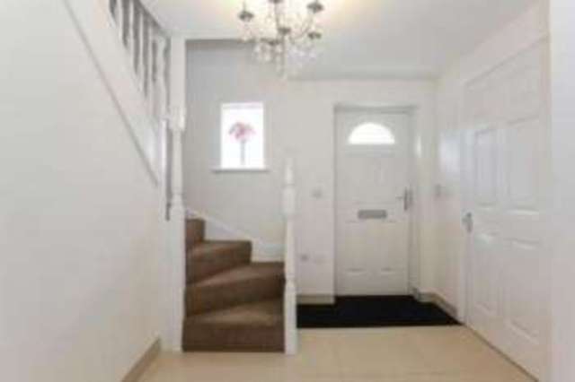 Image of 5 bedroom Detached house for sale in Girton Way Bletchley Milton Keynes MK3 at Bletchley Milton Keynes Bletchley, MK3 6EL