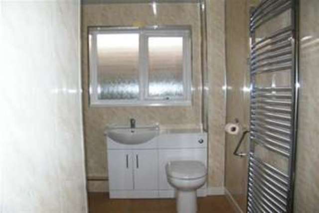  Image of 3 bedroom Bungalow to rent in Glenholme Close Washington NE38 at Washington, NE38 0EW