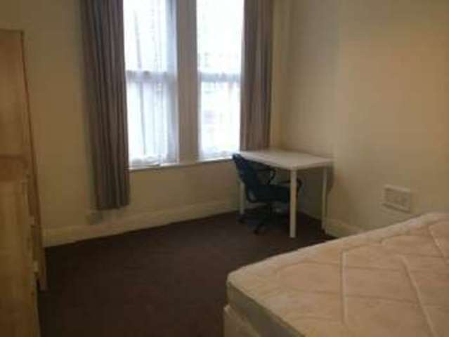  Image of 4 bedroom House Share to rent in Gloucester Avenue Lenton Nottingham NG7 at Lenton Bristol Lenton, NG7 2DQ