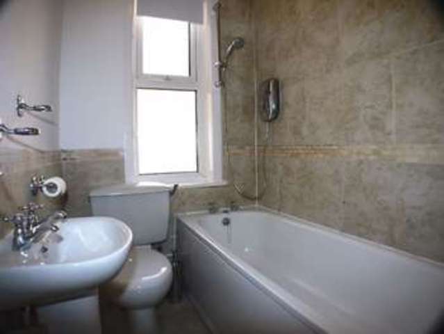  Image of 3 bedroom Terraced house to rent in Gloucester Road Bootle L20 at Gloucester Road  Liverpool, L20 9AN