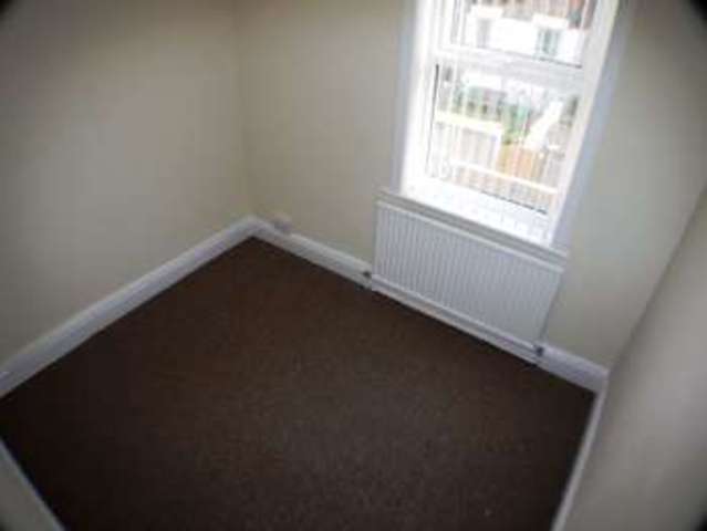  Image of 3 bedroom Terraced house to rent in Gloucester Road Bootle L20 at Gloucester Road  Liverpool, L20 9AN