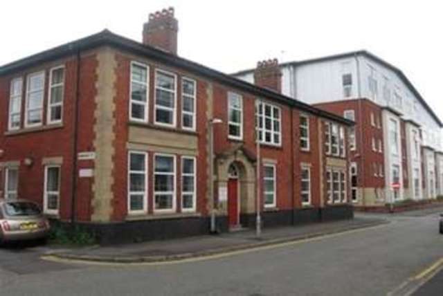  Image of 3 bedroom Flat to rent in Gordon Street Preston PR1 at Preston, PR1 7HJ