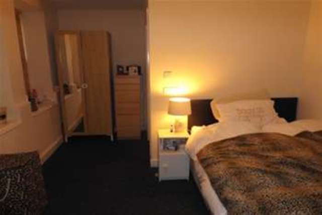  Image of 3 bedroom Flat to rent in Gordon Street Preston PR1 at Preston, PR1 7HJ