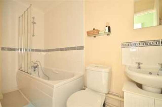  Image of 2 bedroom Apartment for sale in Grafton Street Sandown PO36 at Sandown Isle of Wight Sandown, PO36 8JJ